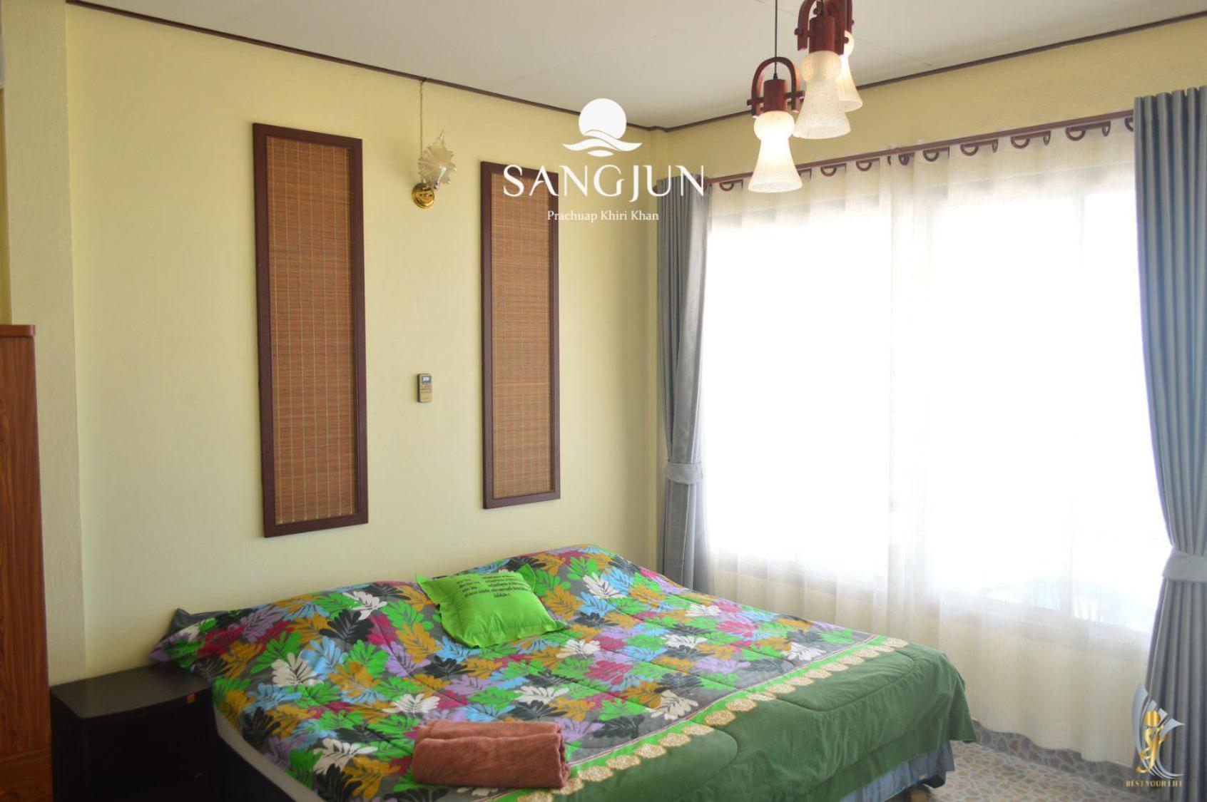 Sangjun On Beach Resort Bang Saphan Eksteriør billede